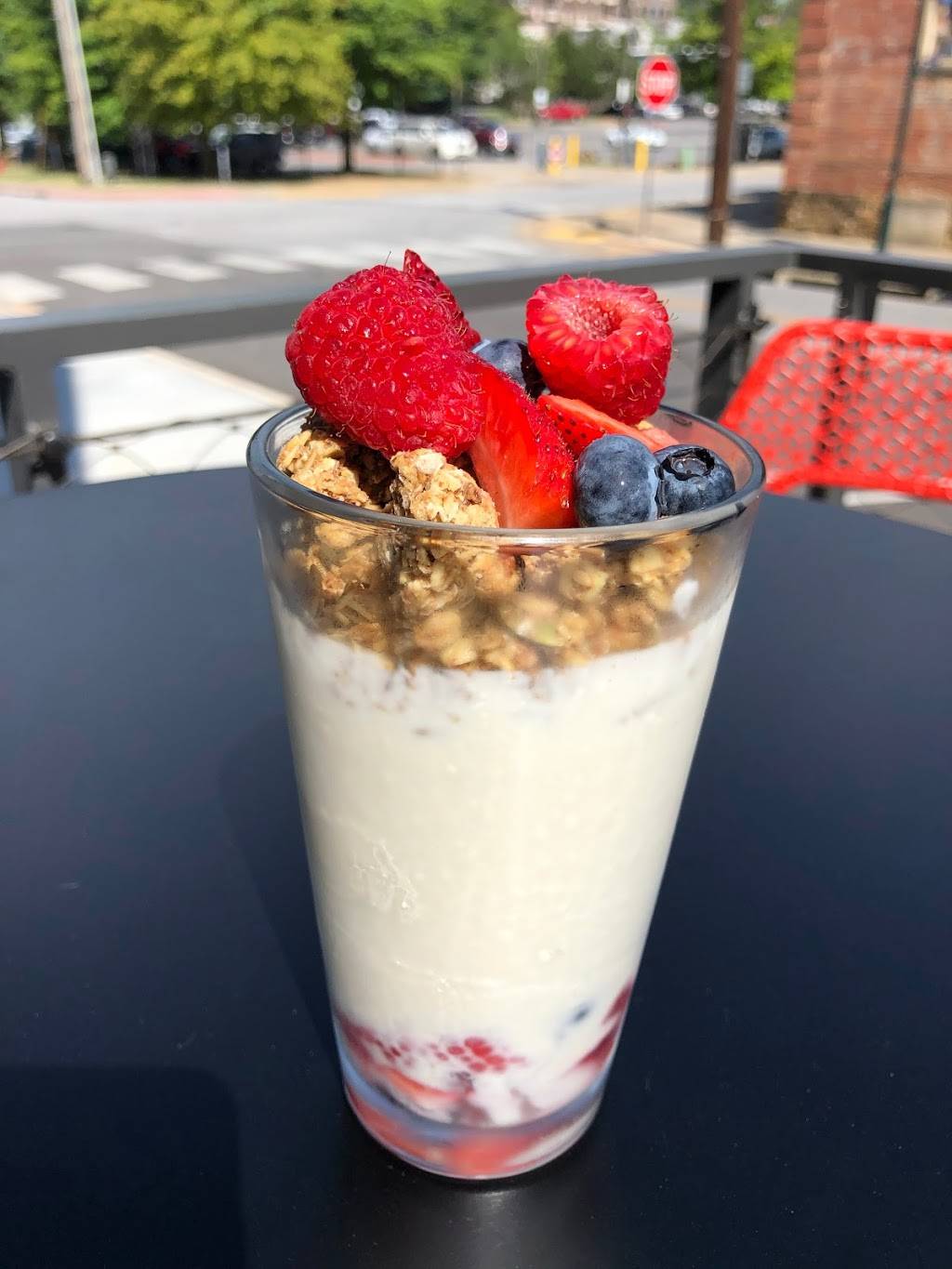 The Commons Bar/Café | restaurant | 477 W Spring St, Fayetteville, AR 72701, USA | 4797777017 OR +1 479-777-7017