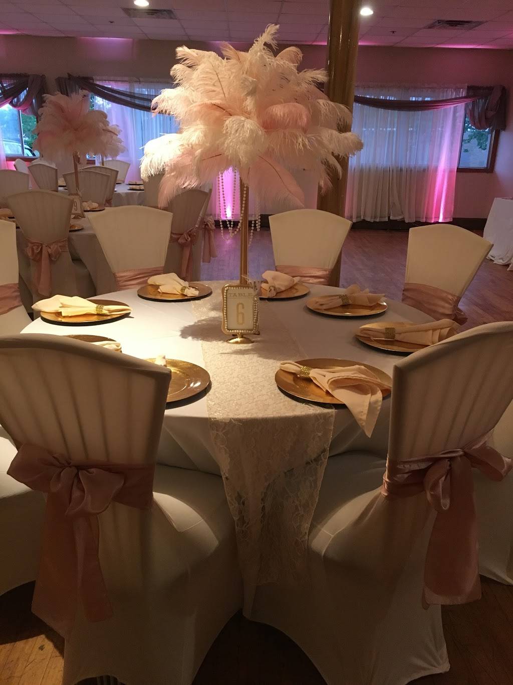 United Fishermen Club | restaurant | 639 Orchard St, New Bedford, MA 02744, USA | 5089945883 OR +1 508-994-5883