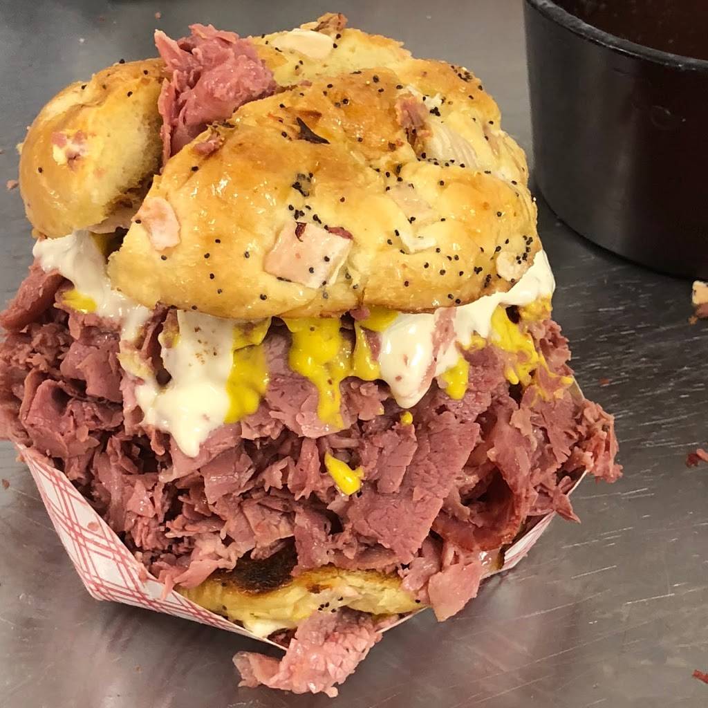Mr. Corned Beef | restaurant | 17819 W Seven Mile Rd, Detroit, MI 48235, USA | 3132466146 OR +1 313-246-6146
