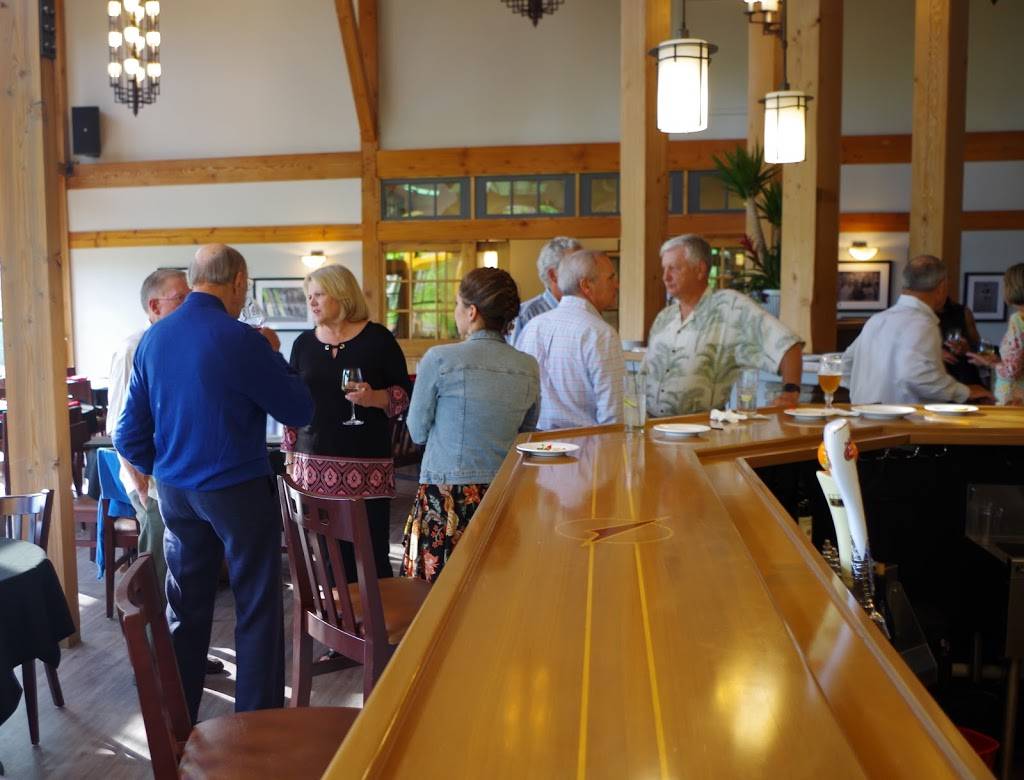 True North Golf Club | restaurant | 2500 True N Dr, Harbor Springs, MI 49740, USA | 2315263300 OR +1 231-526-3300