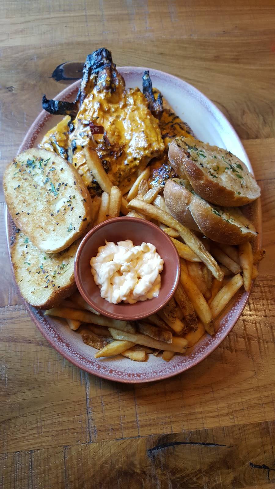 Nandos | restaurant | 2987 District Ave, Fairfax, VA 22031, USA | 5716207731 OR +1 571-620-7731