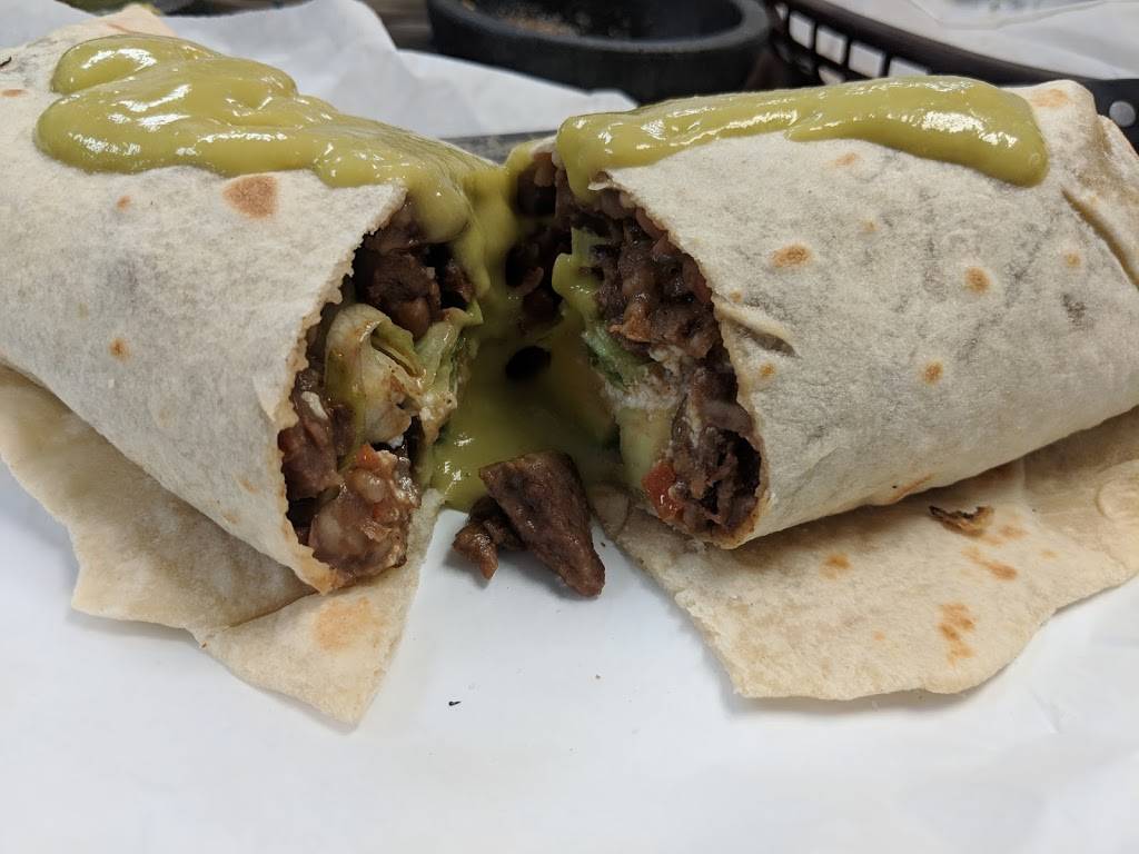 Lucas Tortillas | restaurant | 1103 Grand Ave, Bacliff, TX 77518, USA | 8325362902 OR +1 832-536-2902