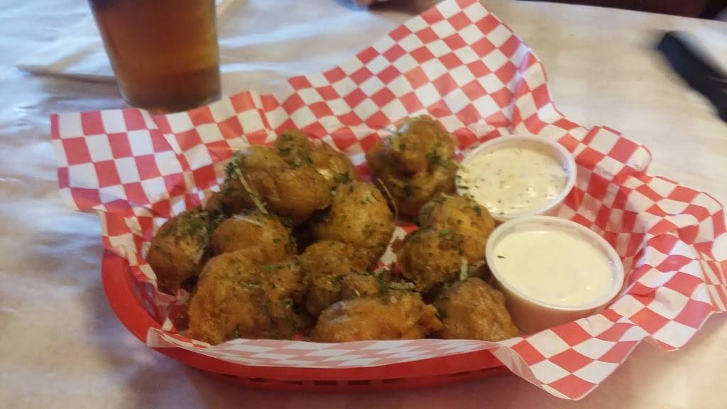 Cody’s Original Roadhouse - Mulberry | restaurant | 8761 SE Hwy 42, The Villages, FL 32162, USA | 3522057797 OR +1 352-205-7797