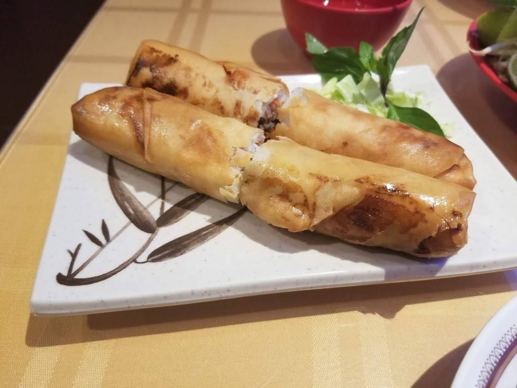 Co Cham | restaurant | 780 Somerset St W, Ottawa, ON K1R 6R1, Canada | 6135676050 OR +1 613-567-6050