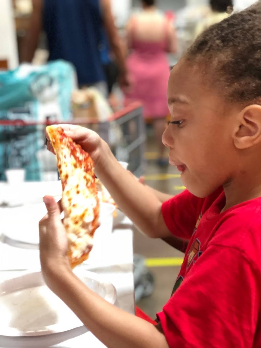 Costco Food Court | meal takeaway | 15255 North Hayden Road, Scottsdale, AZ 85260, USA | 4809482039 OR +1 480-948-2039