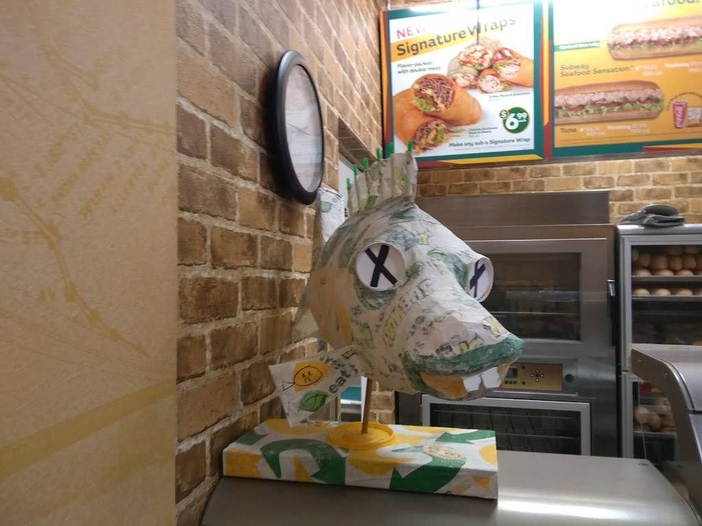 Subway | restaurant | 141 Main St, Wadsworth, OH 44281, USA | 3303363031 OR +1 330-336-3031