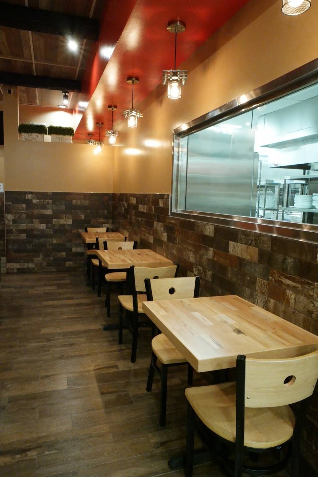 The Tray Fusion Grill | restaurant | 10704 Garden Grove Blvd, Garden Grove, CA 92843, USA | 7144626209 OR +1 714-462-6209