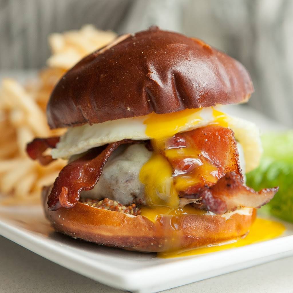 Kit Kat Lounge & Supper Club | restaurant | 3700 N Halsted St, Chicago, IL 60613, USA | 7735251111 OR +1 773-525-1111