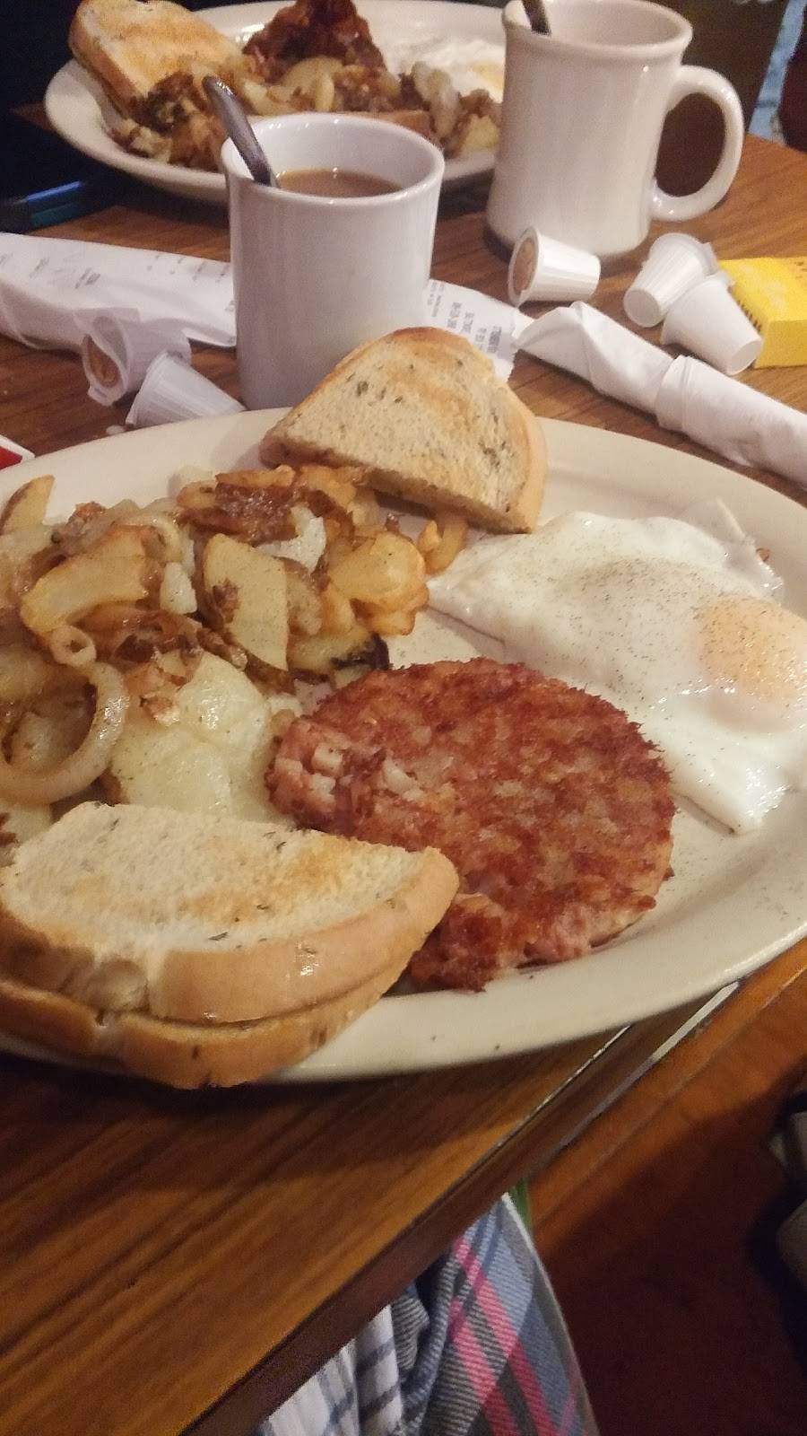 Knotty Pine Restaurant Llc | night club | 801 N Royal Ave, Front Royal, VA 22630, USA | 5406353064 OR +1 540-635-3064