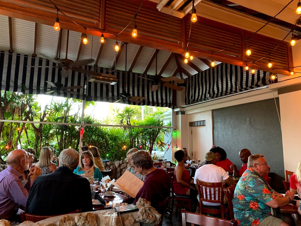 bobbys bistro | restaurant | 454 Poinsettia Ave, Clearwater, FL 33767, USA | 7274469463 OR +1 727-446-9463