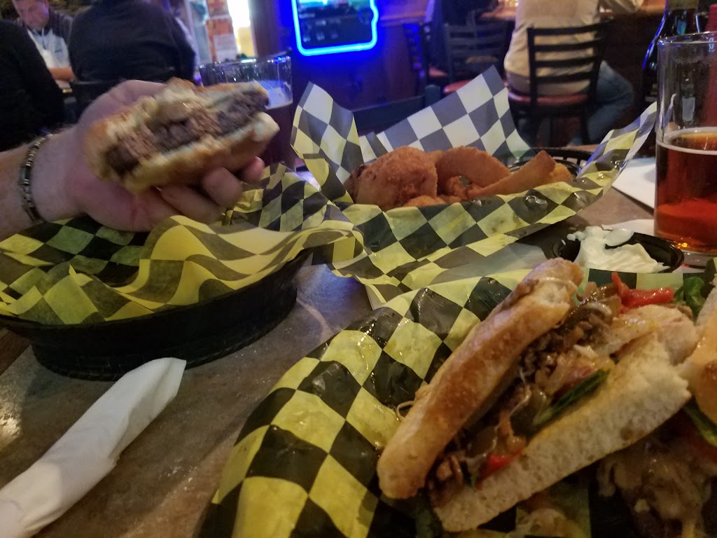 B&J Coney Island | restaurant | 635 Kelly Blvd, Slippery Rock, PA 16057, USA | 7247944899 OR +1 724-794-4899