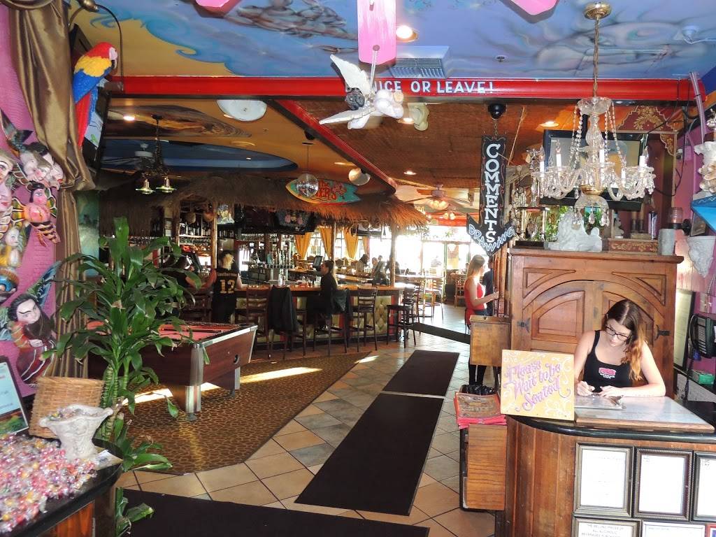 Freds Mexican Cafe | restaurant | 300 Pacific Coast Hwy, Huntington Beach, CA 92648, USA | 7143748226 OR +1 714-374-8226