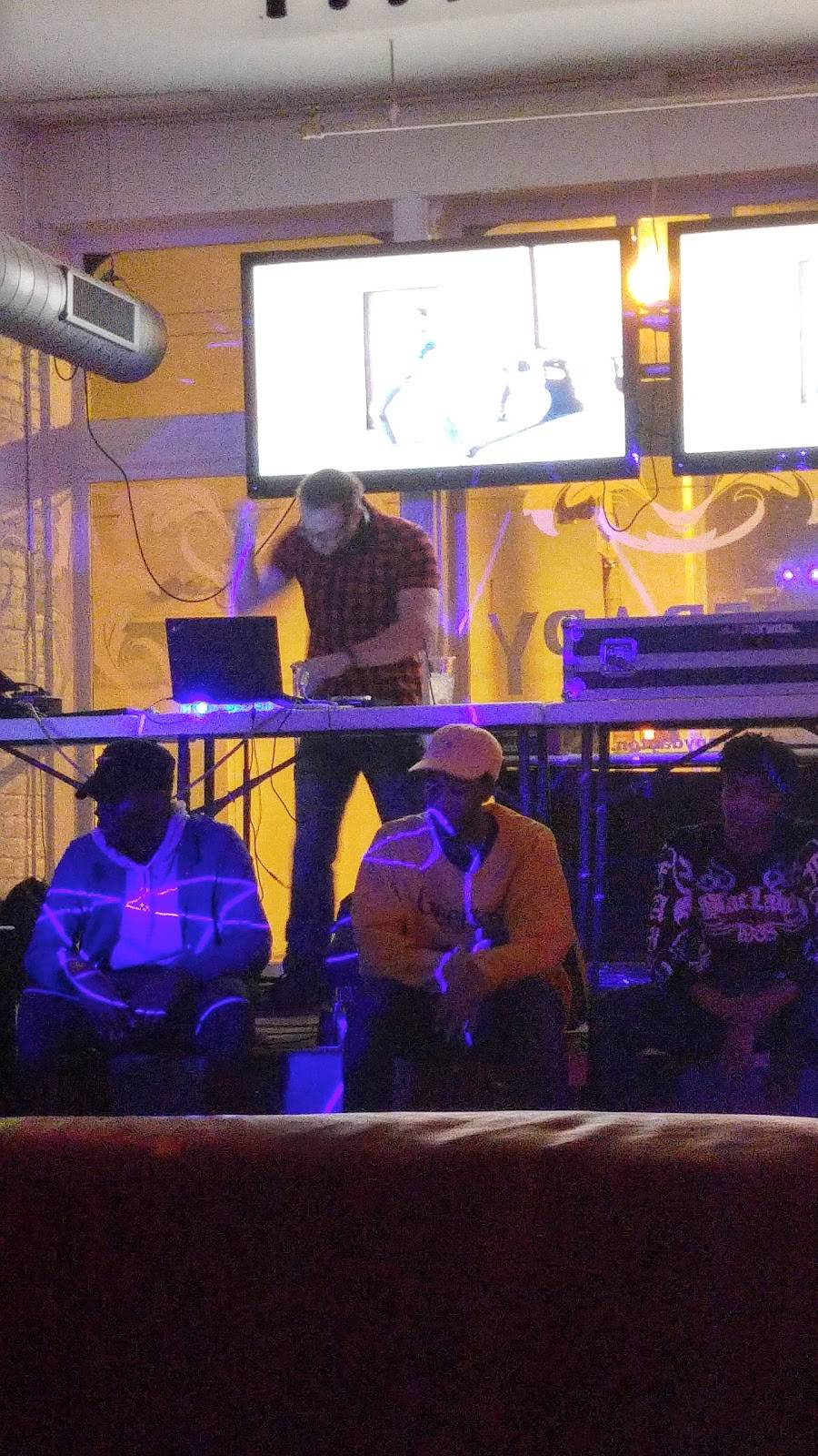 Therapy Cafe | night club | 452 E 3rd St, Dayton, OH 45402, USA | 9374614000 OR +1 937-461-4000