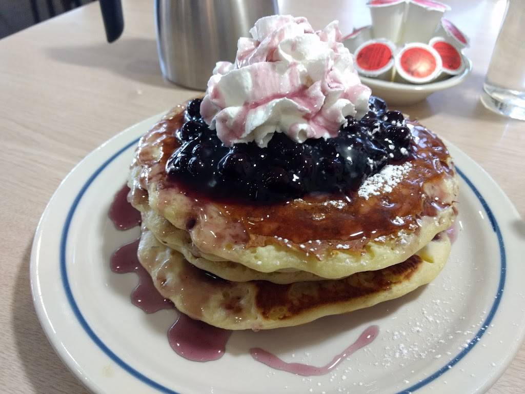 IHOP | restaurant | 800 Englewood Pkwy, Englewood, CO 80110, USA | 3037614467 OR +1 303-761-4467