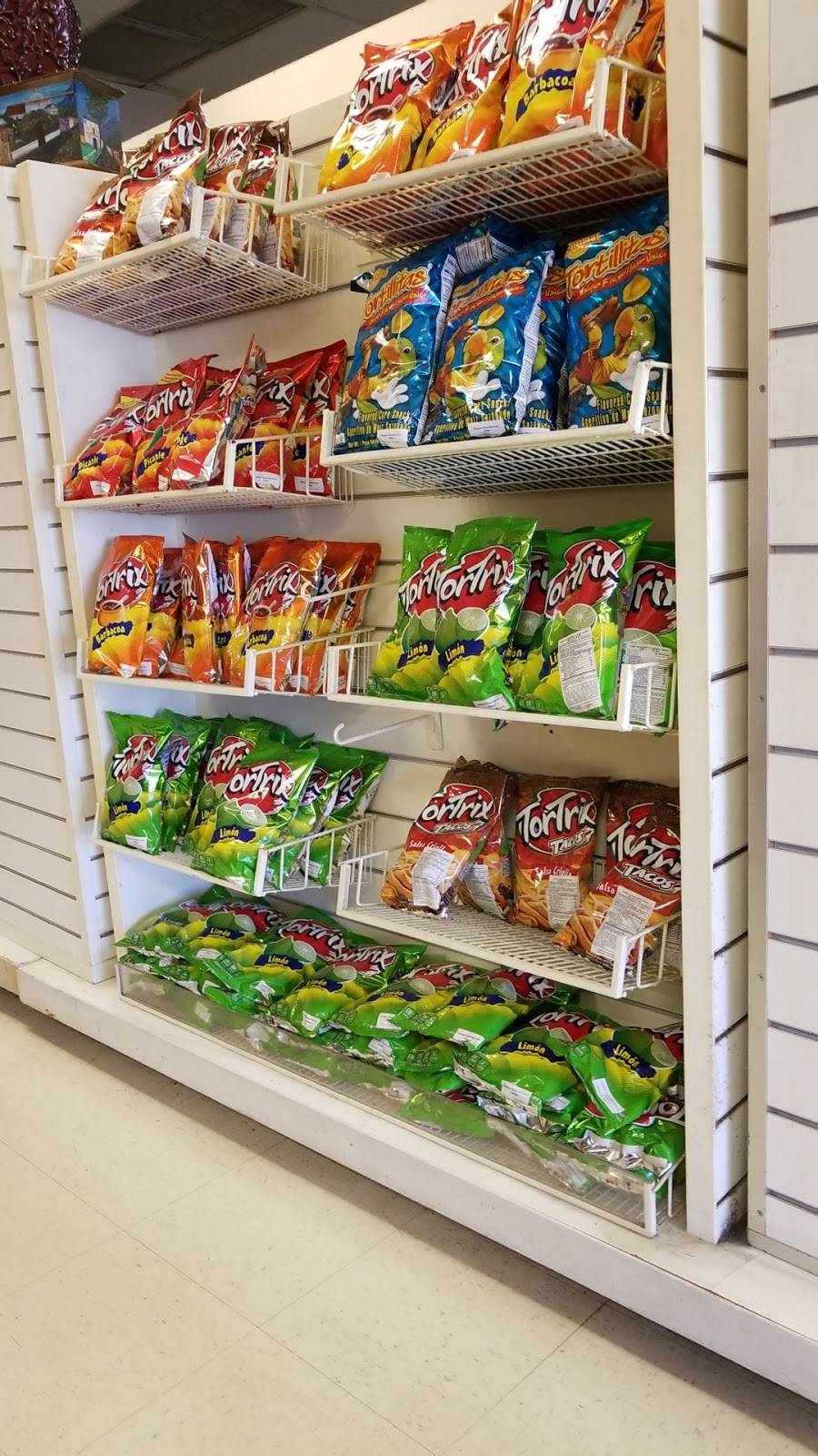 Restaurante Pupuseria El Guanaco | restaurant | 2001 10th Ave N #4, Lake Worth, FL 33461, USA | 5615850530 OR +1 561-585-0530