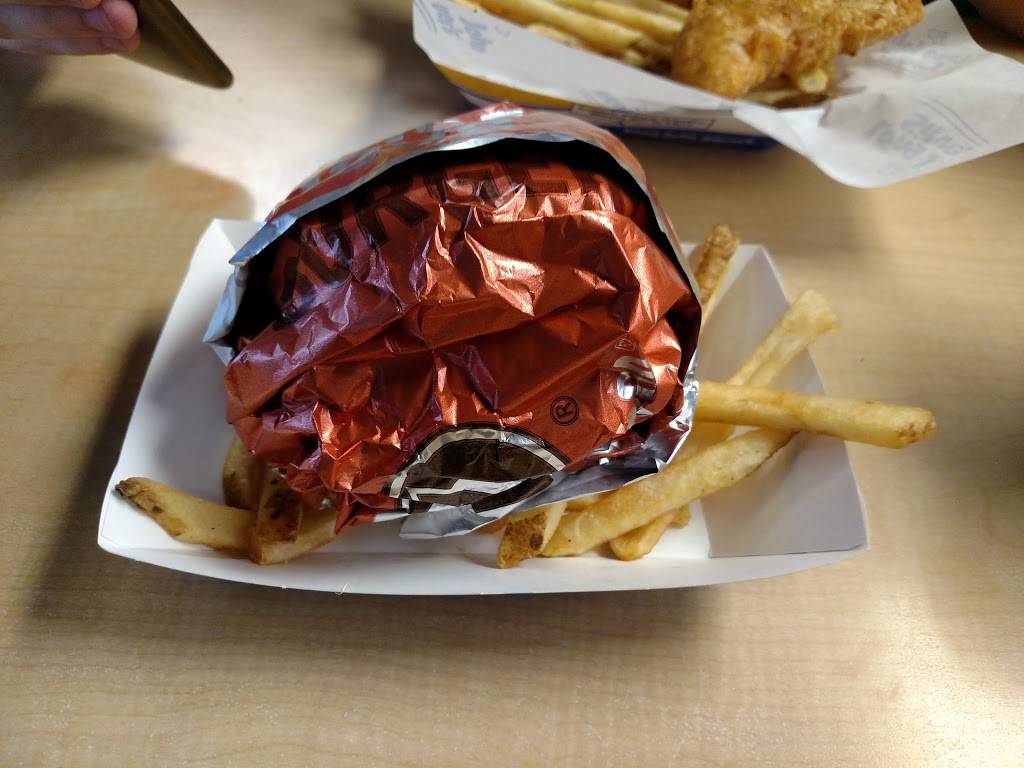 Long John Silvers | restaurant | 100 Tarentum Bridge Rd, New Kensington, PA 15068, USA | 7243351500 OR +1 724-335-1500