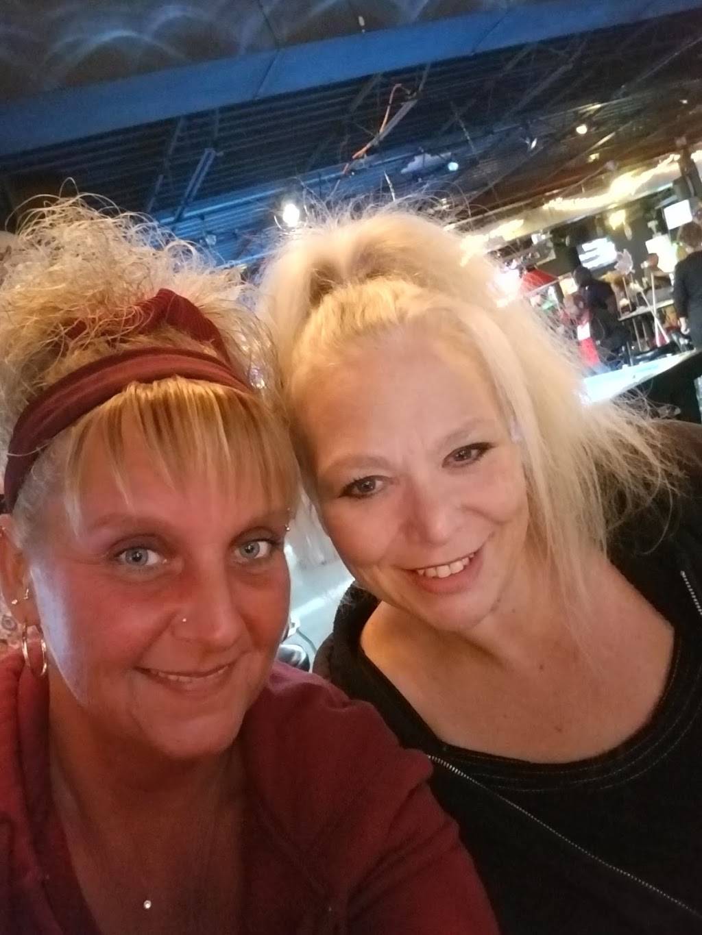 Bonkers Cafe | restaurant | 5145 Turney Rd, Cleveland, OH 44125, USA | 2165816665 OR +1 216-581-6665