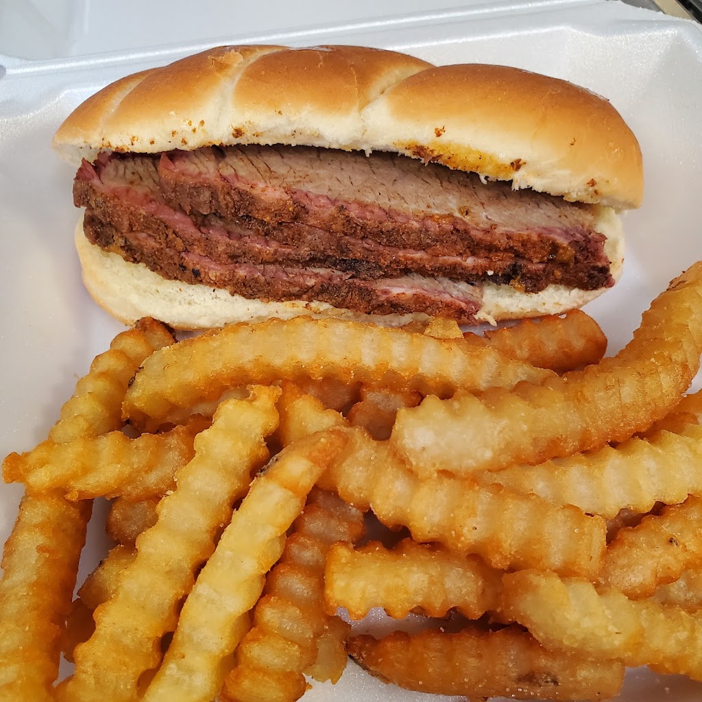 Show-Me Smokin BBQ | restaurant | 819 W Newton St, Versailles, MO 65084, USA | 5735698272 OR +1 573-569-8272