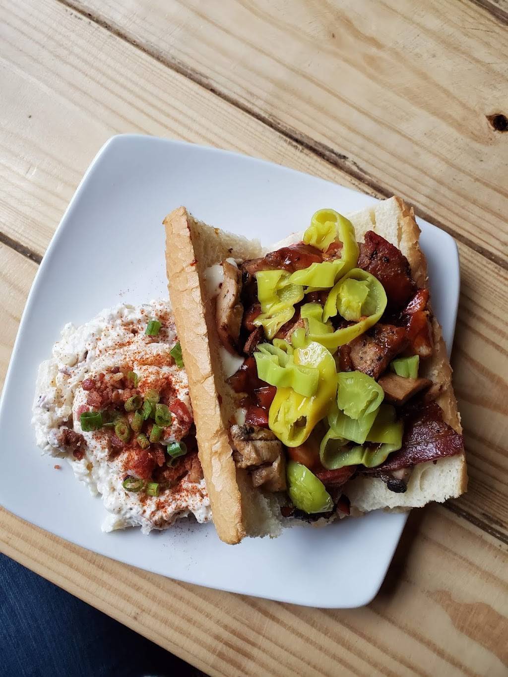 Hop N Cork | restaurant | 17450 Lower Boones Ferry Rd, Lake Oswego, OR 97035, USA | 5033055903 OR +1 503-305-5903