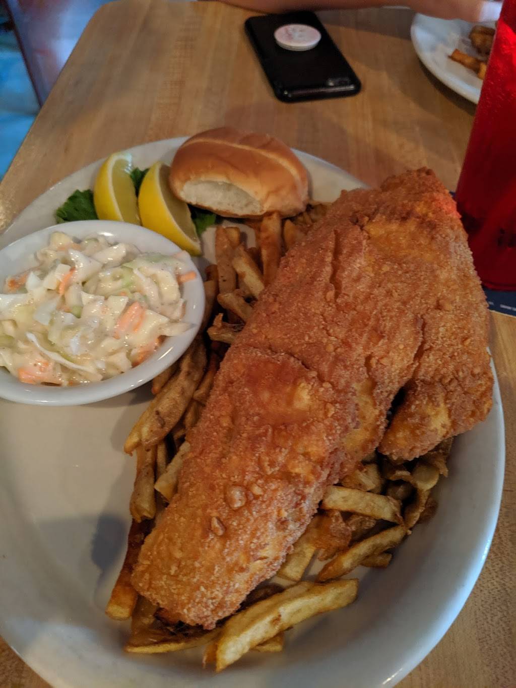 Fast Breaks Restaurant | restaurant | 1465 Lisbon St, Lewiston, ME 04240, USA | 2077823305 OR +1 207-782-3305