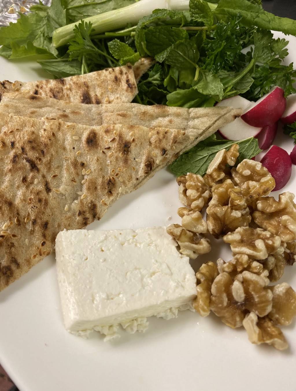 Toranj | restaurant | 10861 Lindbrook Dr, Los Angeles, CA 90024, USA | 3108248188 OR +1 310-824-8188