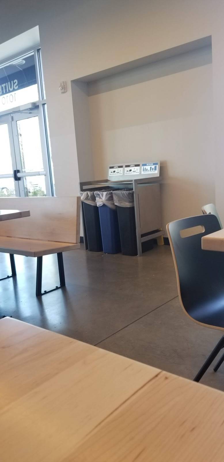 Chipotle Mexican Grill | restaurant | 2430 Market St NE, Washington, DC 20018, USA | 2026363938 OR +1 202-636-3938