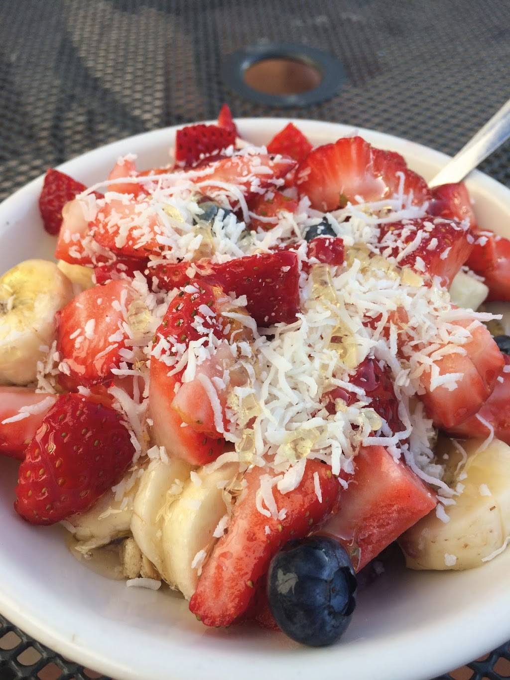 Backyard Bowls | restaurant | 3849 State St, Santa Barbara, CA 93105, USA | 8055690011 OR +1 805-569-0011