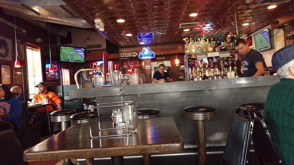 Edgewater Inn | restaurant | 5302 W 25th Ave, Edgewater, CO 80214, USA | 3032373524 OR +1 303-237-3524