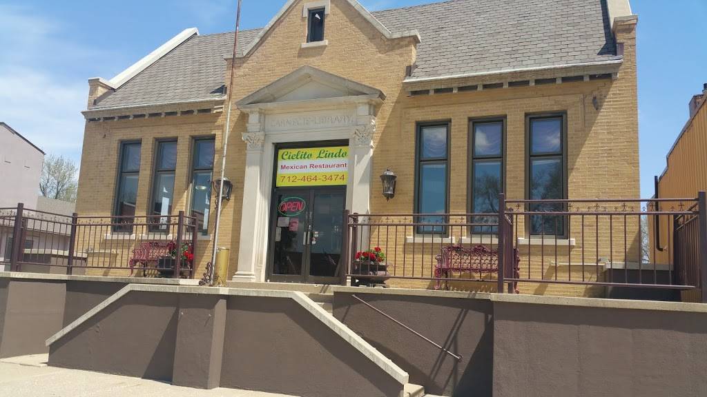 Wagon Wheel Restaurant-Lounge | restaurant | 116 N Illinois St, Lake City, IA 51449, USA | 7124643575 OR +1 712-464-3575