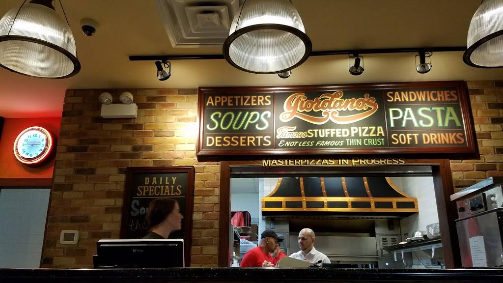 Giordanos | restaurant | 9613 S Western Ave, Chicago, IL 60643, USA | 7732395000 OR +1 773-239-5000