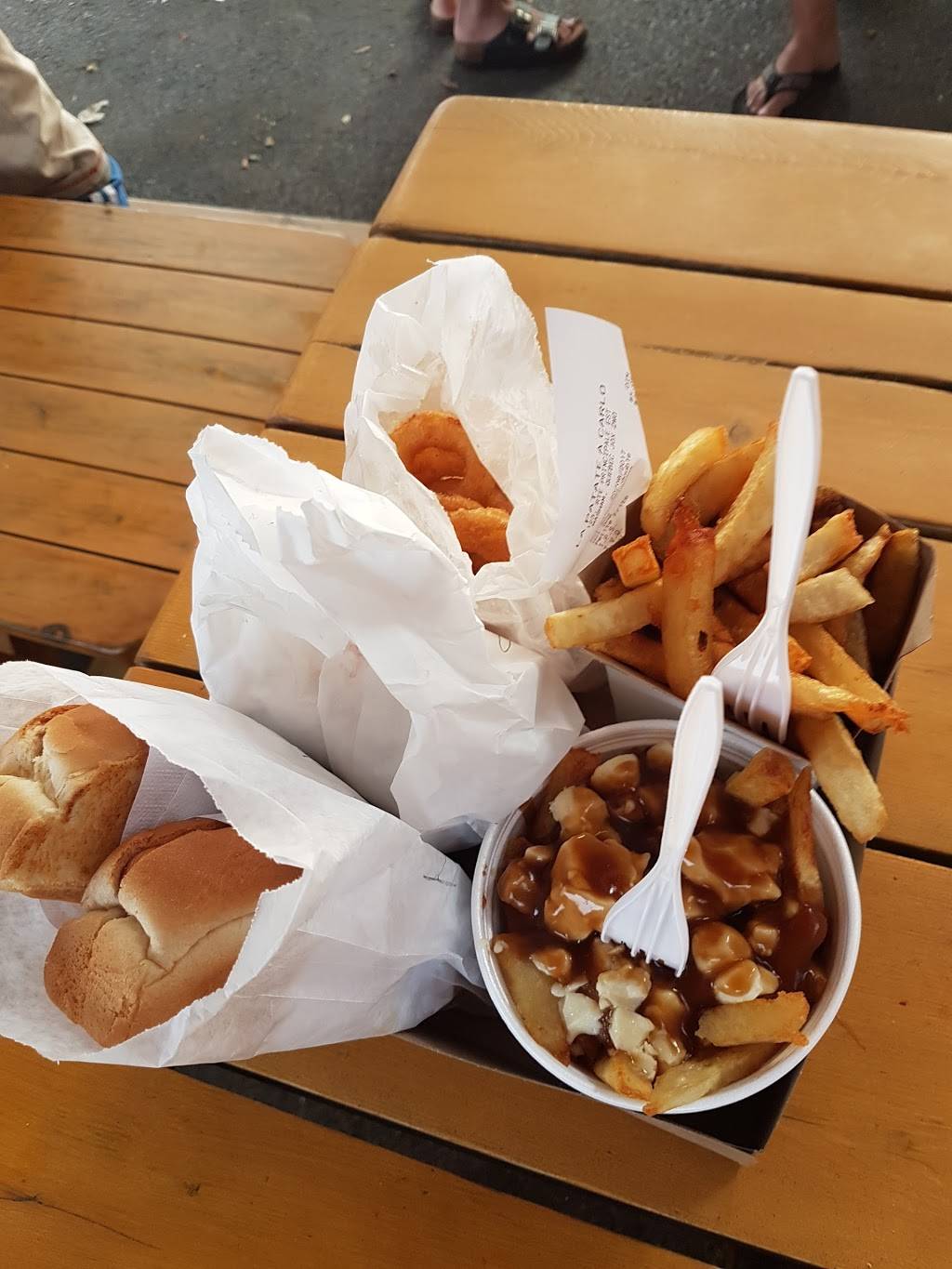 Carlo Pizza | restaurant | 117 Route Principale E, Sainte-Cécile-de-Masham, QC J0X 2W0, Canada | 8194564545 OR +1 819-456-4545