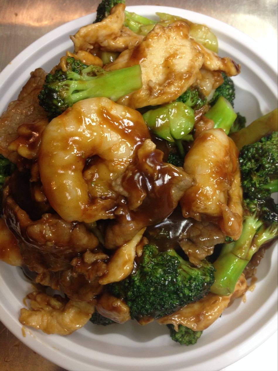 Eastern Restaurant | restaurant | 6331 S Kings Hwy, Alexandria, VA 22306, USA | 7036608490 OR +1 703-660-8490