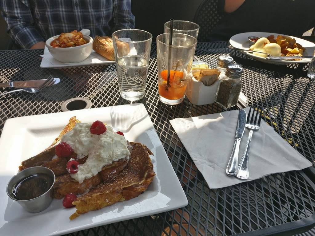 Burgundian Bistro | restaurant | 2253 N 56th St, Seattle, WA 98103, USA | 2064208943 OR +1 206-420-8943