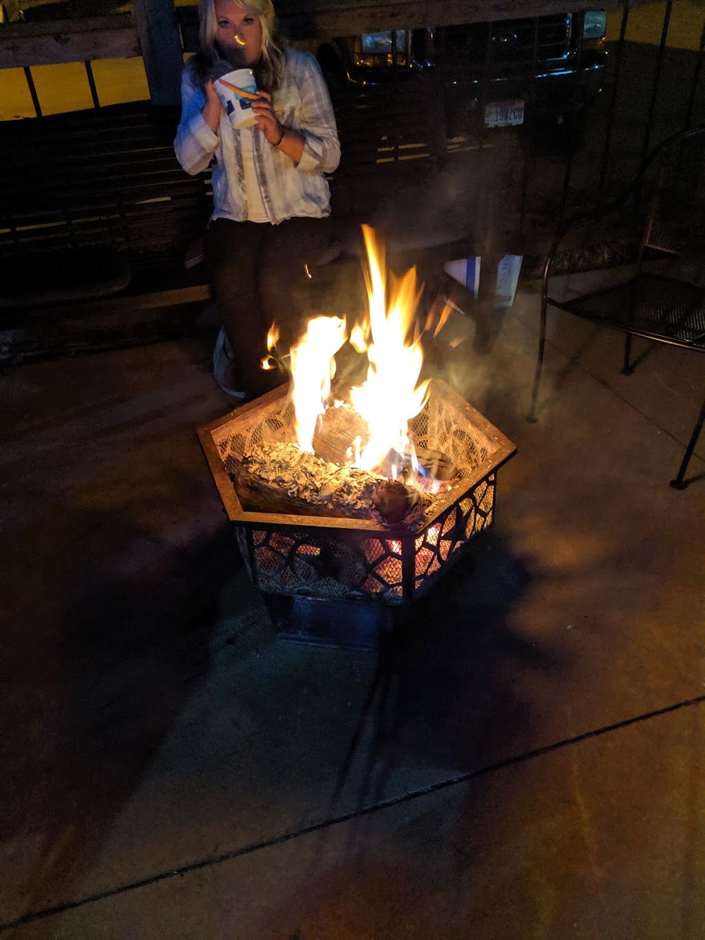 Mutts Brewery Lounge & Rest | restaurant | 3056 Wayne Madison Rd, Trenton, OH 45067, USA | 5139880007 OR +1 513-988-0007