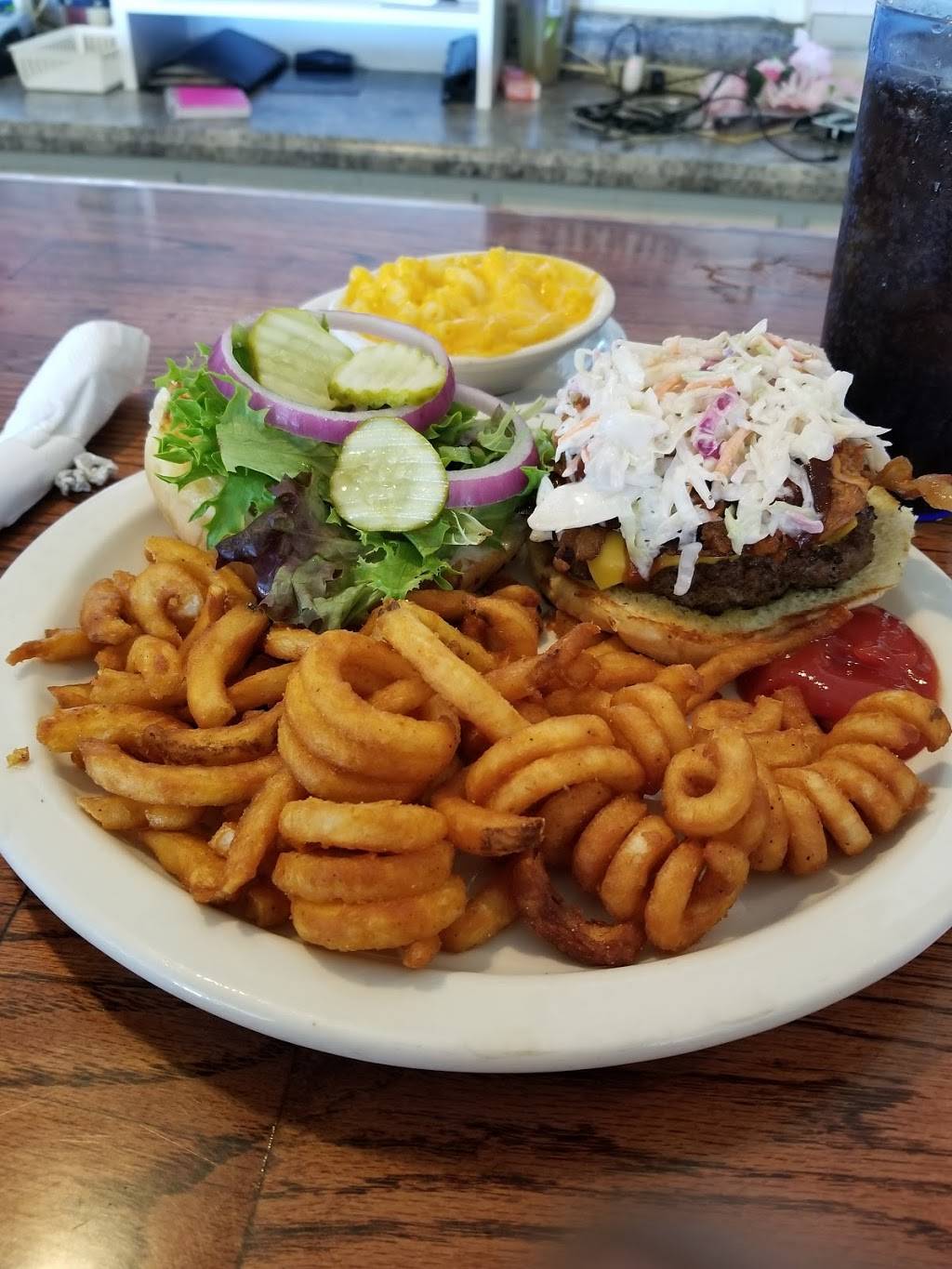 Badeauxs Cajun Kitchen | restaurant | 150 Old Kings Hwy, Keysville, VA 23947, USA | 4347362255 OR +1 434-736-2255