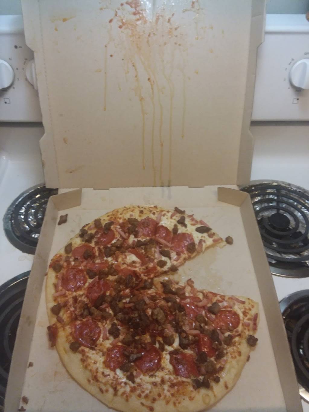 Little Caesars Pizza | meal takeaway | 105 S Tanners Creek Dr, Lawrenceburg, IN 47025, USA | 8125371070 OR +1 812-537-1070