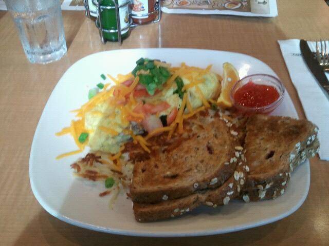 Sharis Cafe and Pies | bakery | 503 Mt Hood St, The Dalles, OR 97058, USA | 5412962760 OR +1 541-296-2760