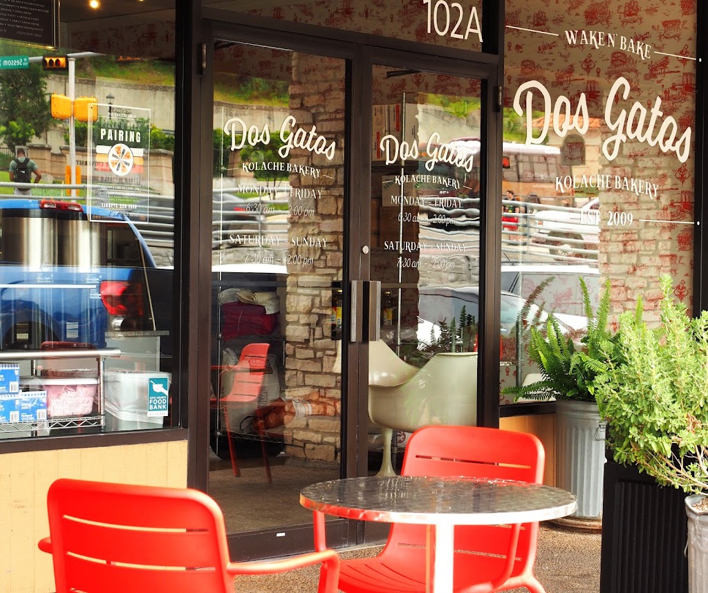 Dos Gatos Kolache Bakery | bakery | 700 N LBJ Dr #102A, San Marcos, TX 78666, USA | 5123921444 OR +1 512-392-1444