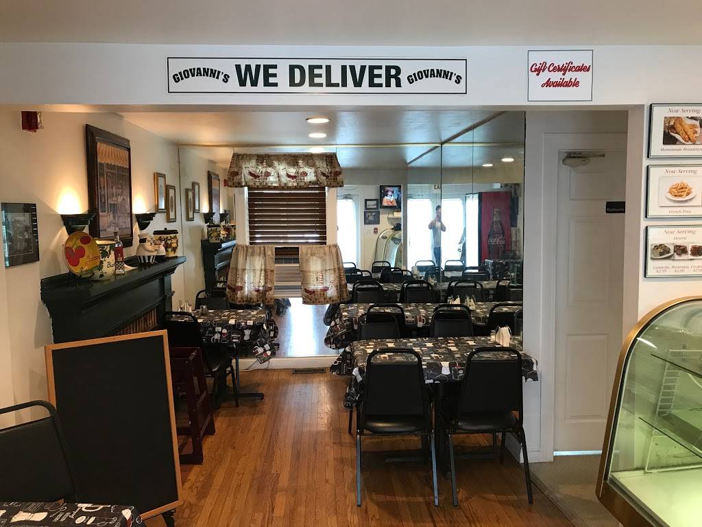 Giovannis Famous Pizza | restaurant | 160 W Central St, Natick, MA 01760, USA | 5085452291 OR +1 508-545-2291