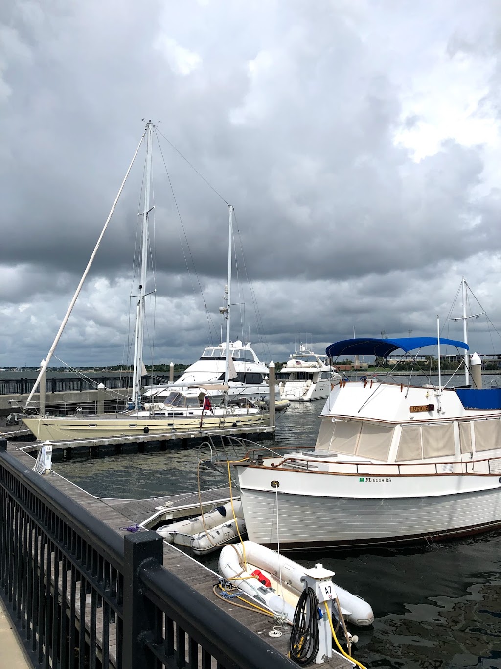 Delunas | restaurant | 920 S Palafox St, Pensacola, FL 32502, USA | 8507142222 OR +1 850-714-2222