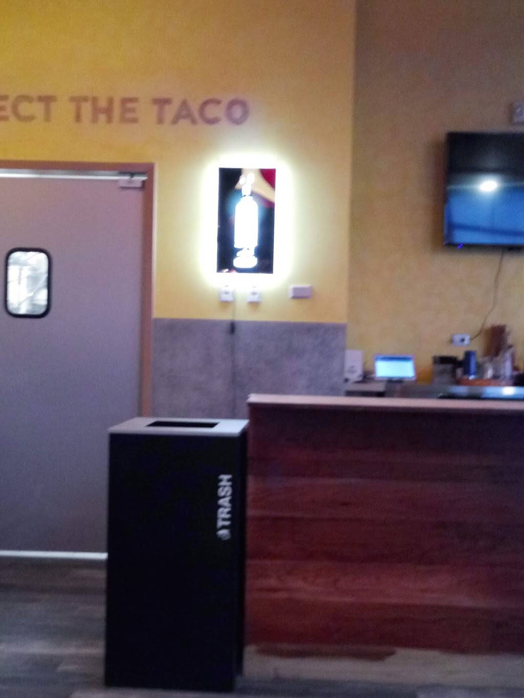 Tacos Guanajuato | restaurant | 20771 N Rand Rd, Kildeer, IL 60047, USA | 8478471056 OR +1 847-847-1056