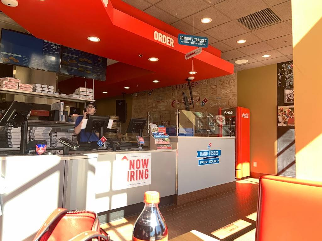 Dominos Pizza | meal delivery | 11800 E, Oswego St Unit D25, Englewood, CO 80112, USA | 3036621900 OR +1 303-662-1900
