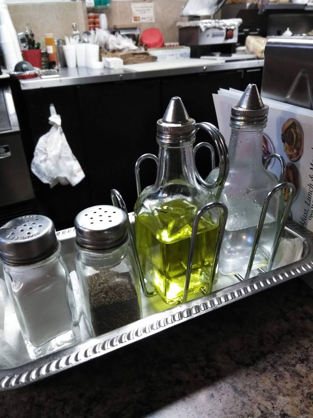 Erikas Cafe & Restaurant | restaurant | 4153 SW 47th Ave, Davie, FL 33314, USA | 9545810083 OR +1 954-581-0083