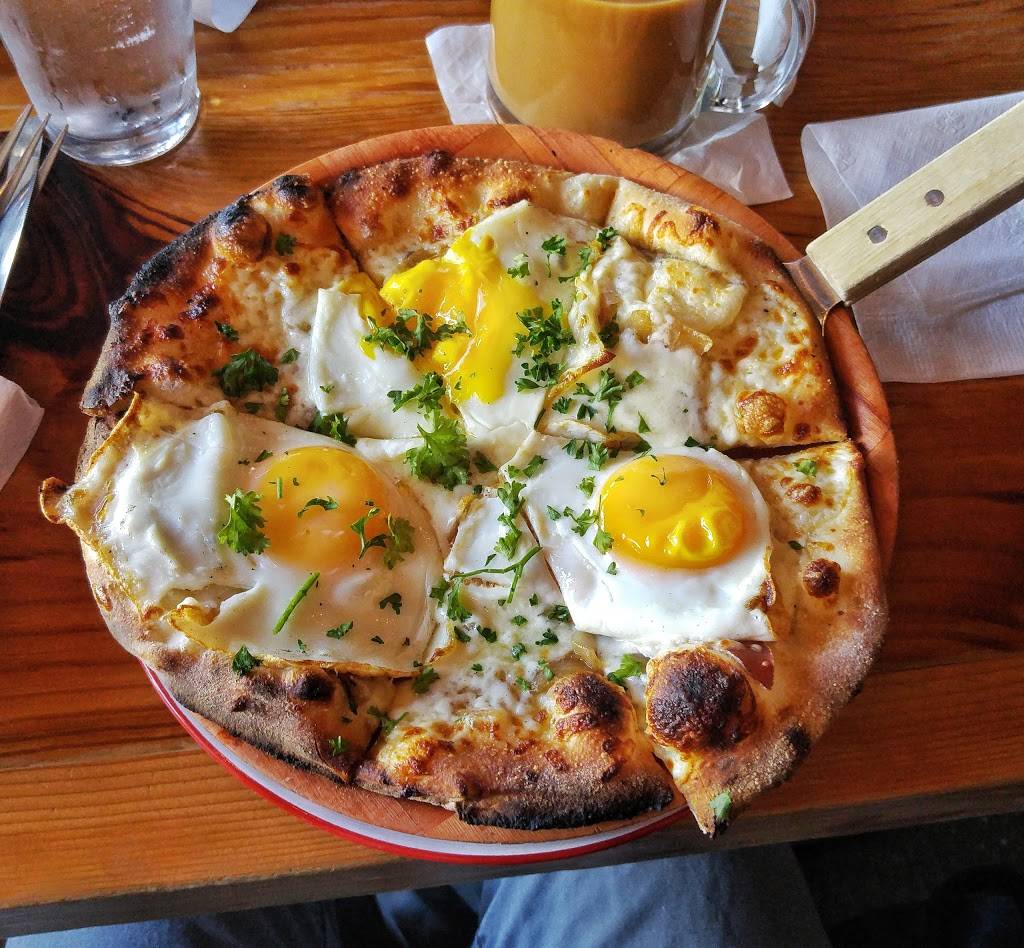 Backyard Pizza and Raw Bar | restaurant | 833 3rd Ave, Huntington, WV 25701, USA | 3042412958 OR +1 304-241-2958