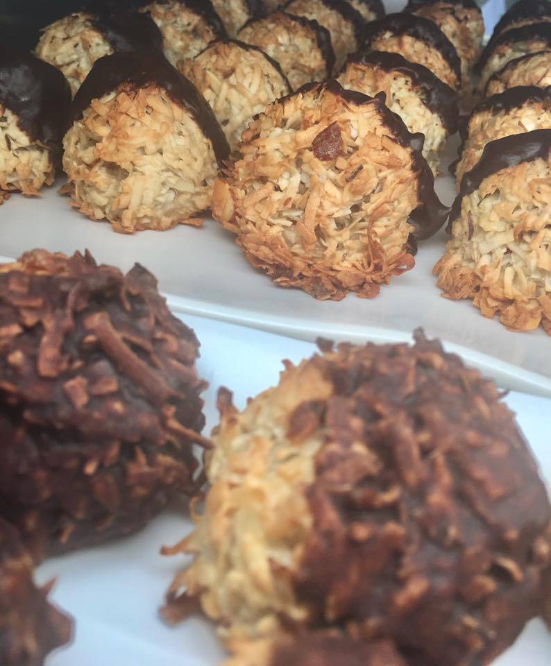 Disgustingly Delicious | bakery | 252 Los Angeles Ave Suite D, Moorpark, CA 93021, USA | 8055171500 OR +1 805-517-1500