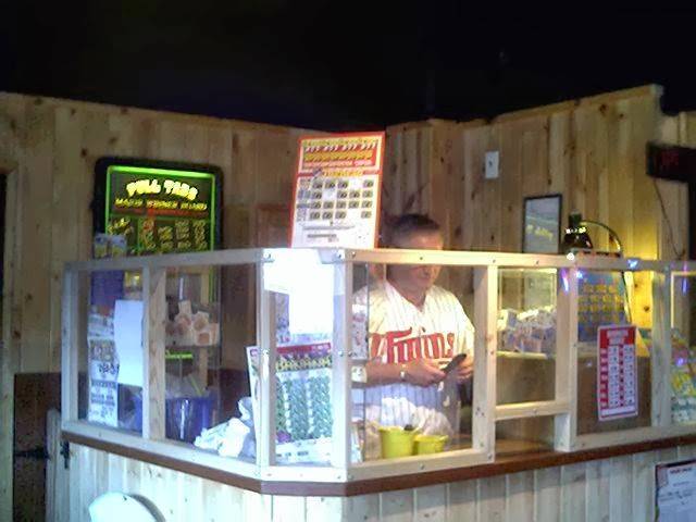 Camden Tavern and Grill | restaurant | 4601 Lyndale Ave N, Minneapolis, MN 55412, USA | 6125294490 OR +1 612-529-4490