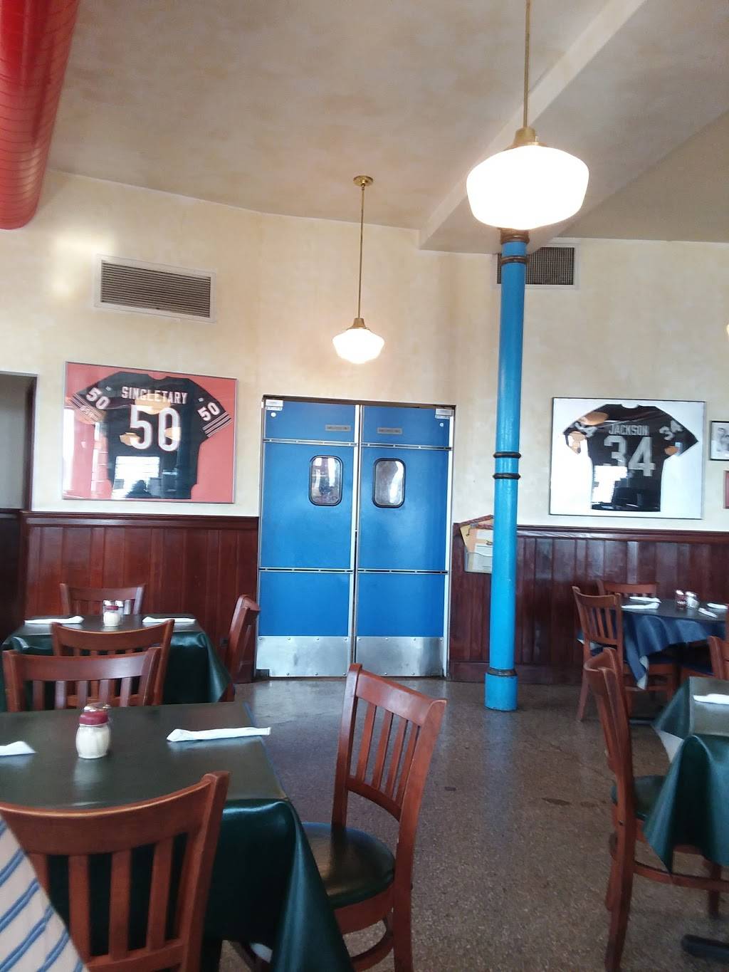 Lou Malnatis Pizzeria | meal delivery | 3859 Ogden Ave, Chicago, IL 60623, USA | 7737620800 OR +1 773-762-0800