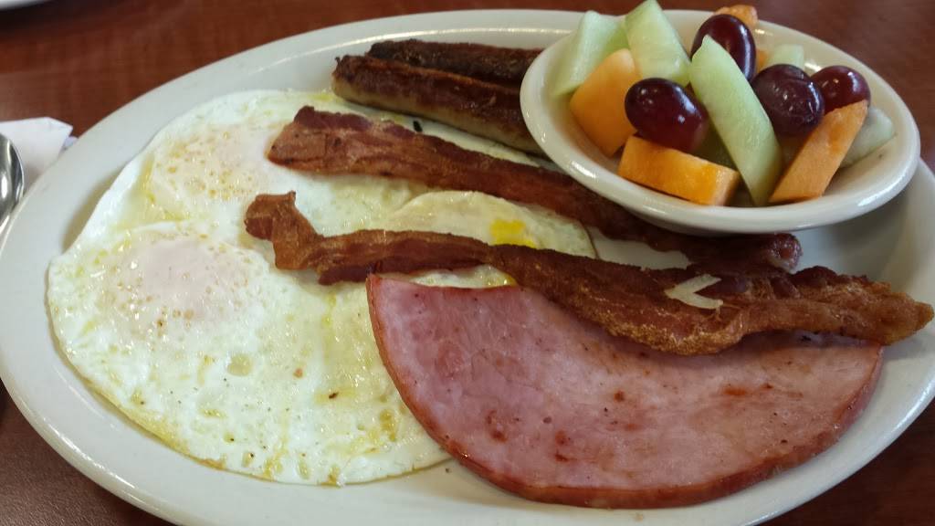 Saline Inn | restaurant | 434 E Michigan Ave, Saline, MI 48176, USA | 7344292004 OR +1 734-429-2004