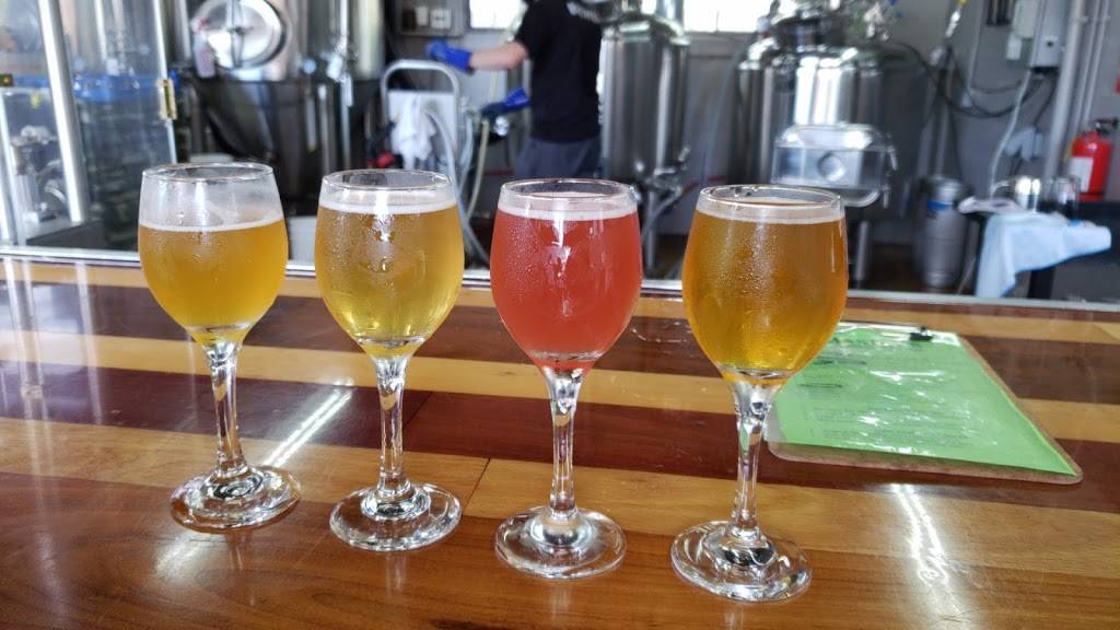 Mastrys Brewing Co. | restaurant | 7701 Blind Pass Rd, St Pete Beach, FL 33706, USA | 7272028045 OR +1 727-202-8045