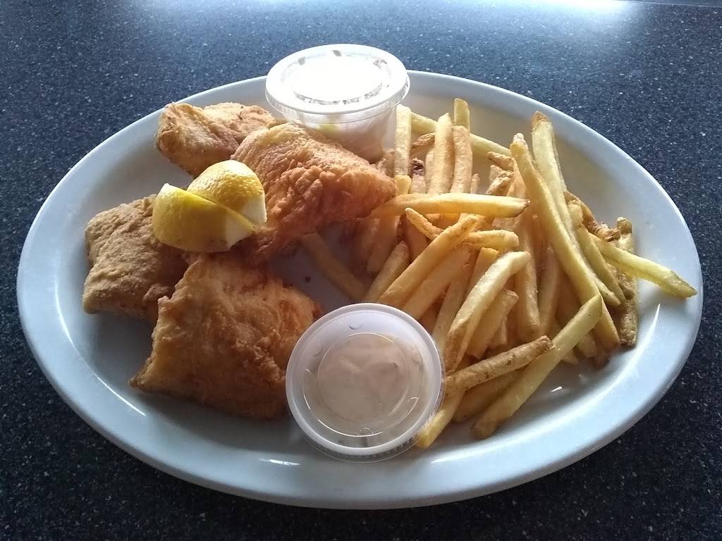 MI Patio Bar & Grill | restaurant | 30 S State St, St Ignace, MI 49781, USA | 9069842290 OR +1 906-984-2290